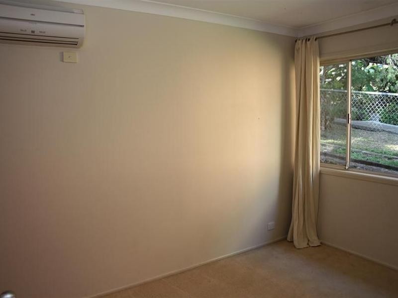 7 Lanark Street, Kenmore QLD 4069