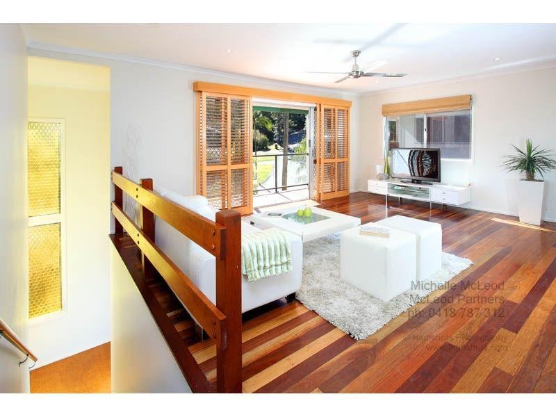 20 Fairweather Street, Kenmore QLD 4069