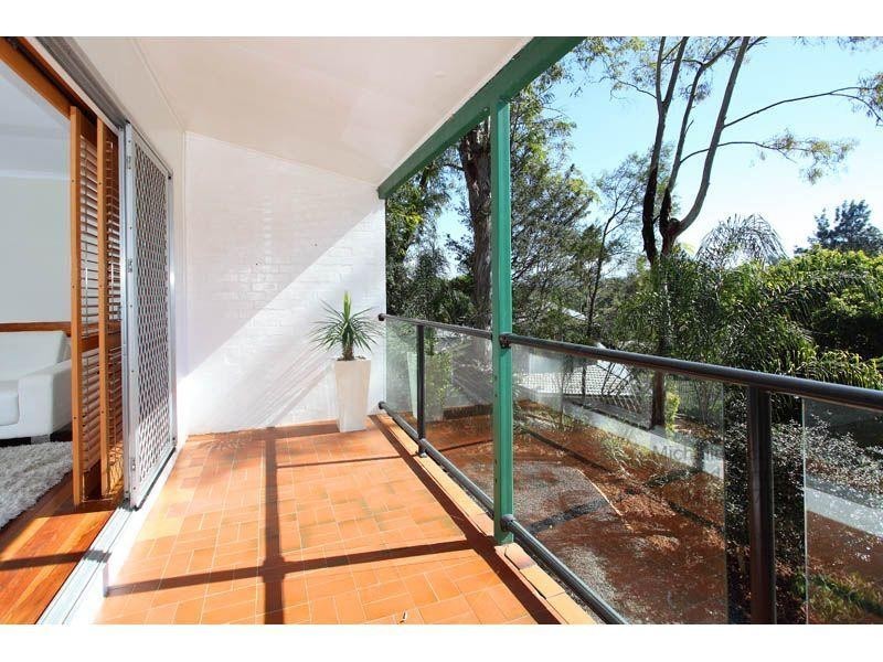 20 Fairweather Street, Kenmore QLD 4069