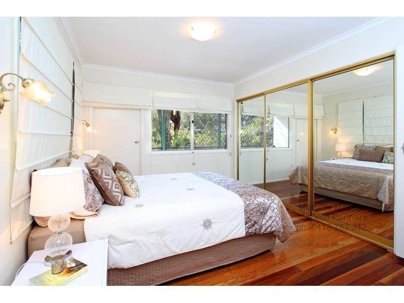 20 Fairweather Street, Kenmore QLD 4069