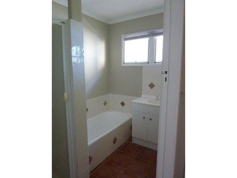 50 Henry Street, Chapel Hill QLD 4069