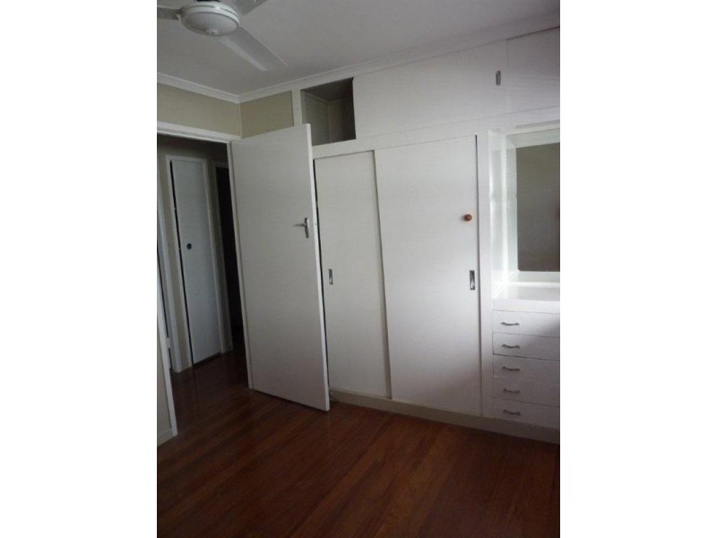 50 Henry Street, Chapel Hill QLD 4069