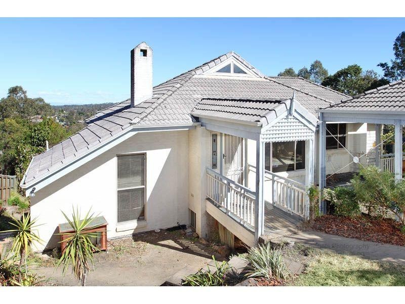 58 Bielby Road, Chapel Hill QLD 4069