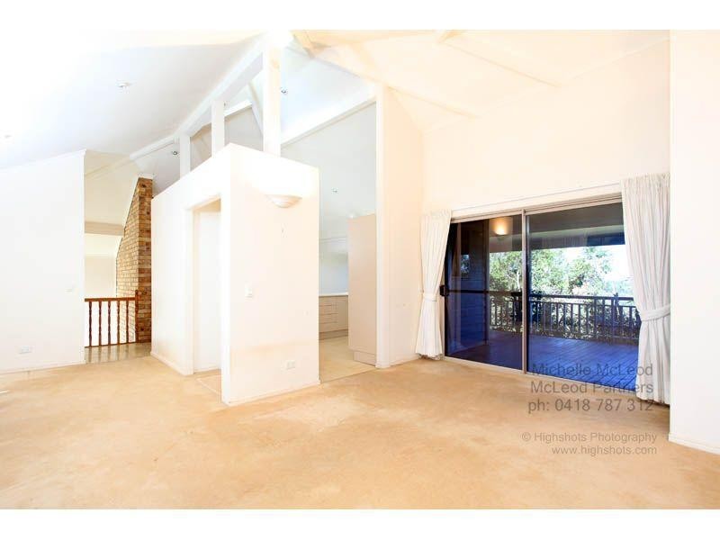 58 Bielby Road, Chapel Hill QLD 4069