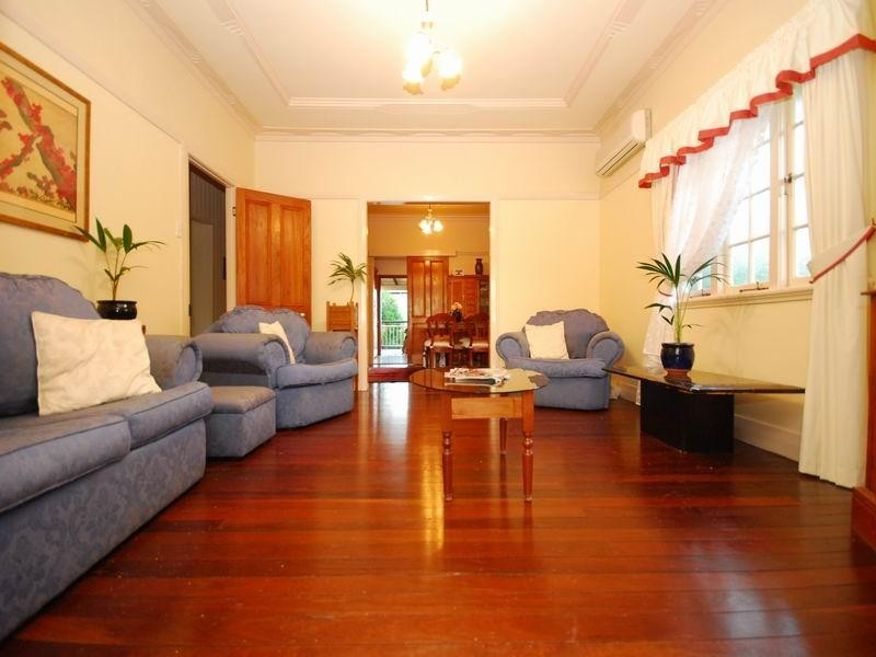 25 Wienholt Street, Auchenflower QLD 4066