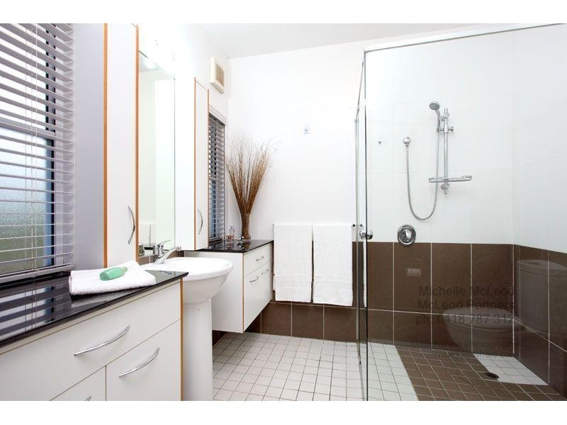 35 Vakuta Street, Fig Tree Pocket QLD 4069