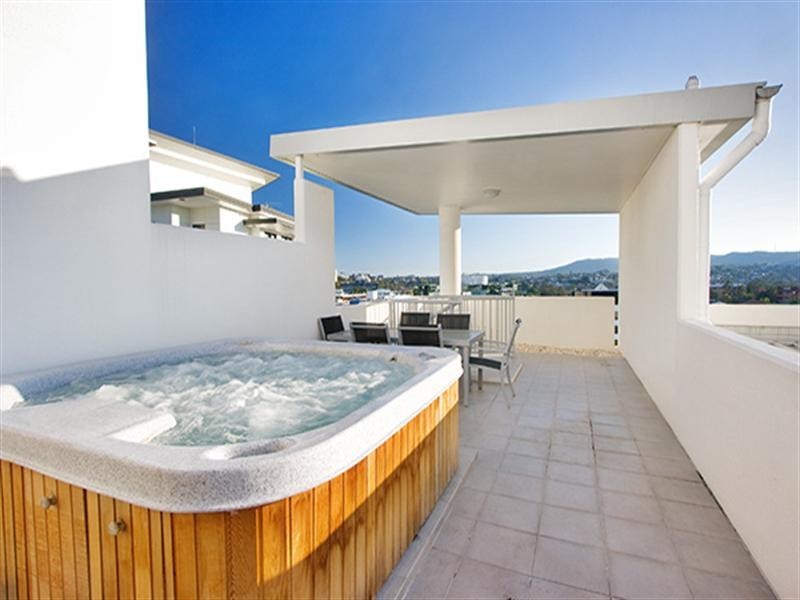 29/15 Walsh Street, Milton QLD 4064