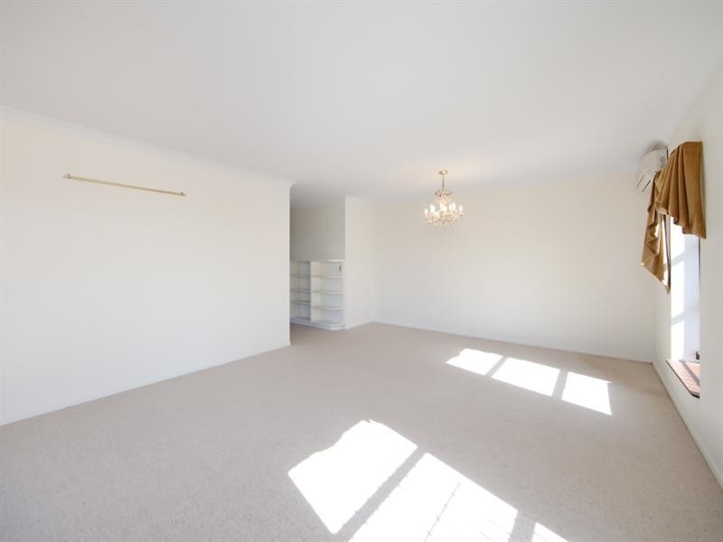 21B/32 Swann Road, Taringa QLD 4068