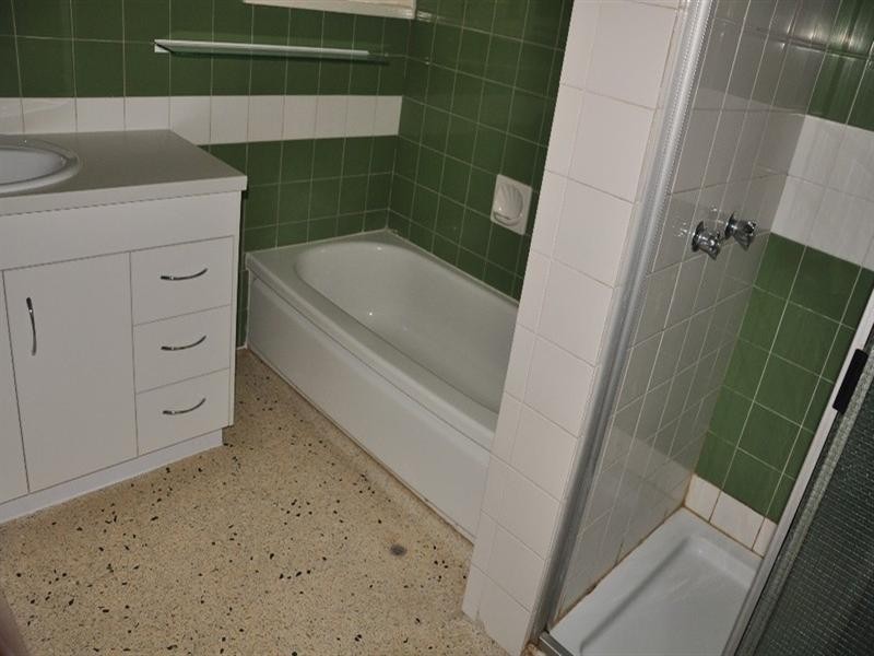 11 Norm Street, Kenmore QLD 4069