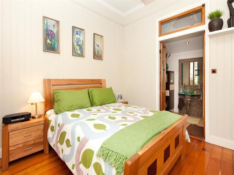 29 Valentine Street, Toowong QLD 4066
