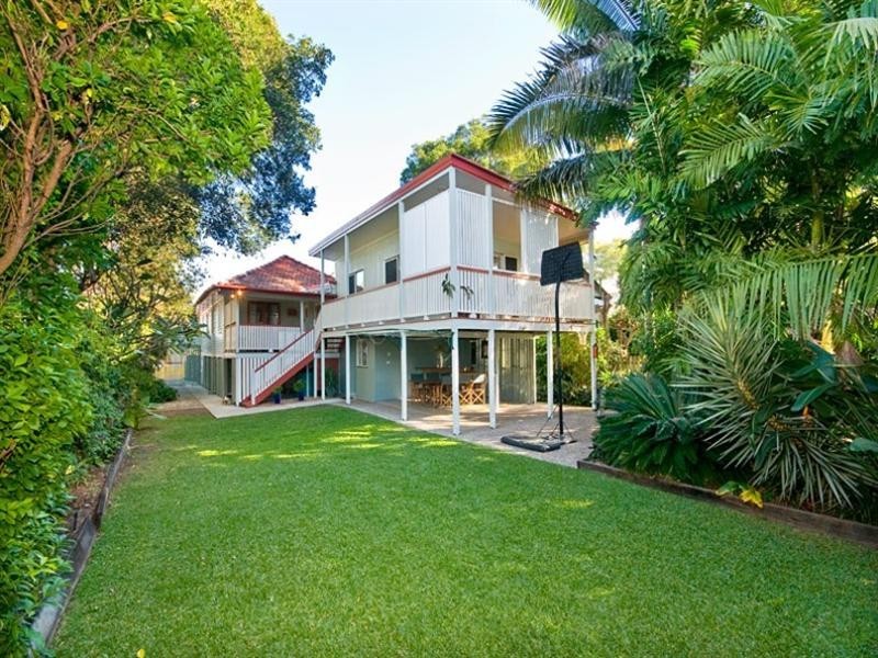 124 Strong Avenue, Graceville QLD 4075