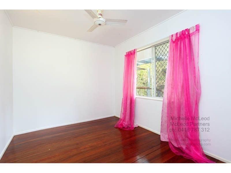 4 Kyoga Street, Kenmore QLD 4069