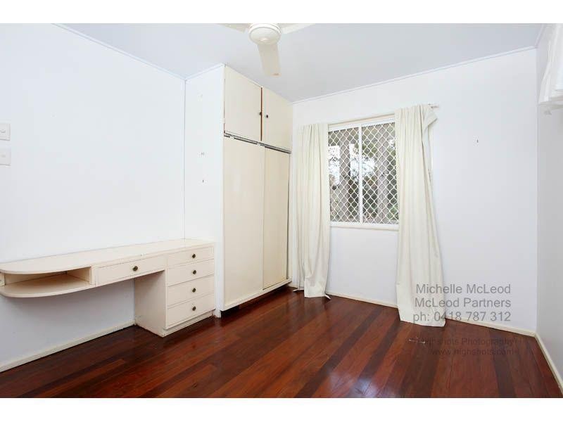 4 Kyoga Street, Kenmore QLD 4069