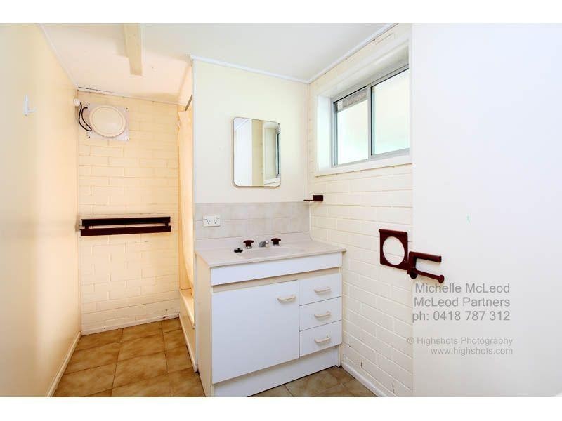 4 Kyoga Street, Kenmore QLD 4069