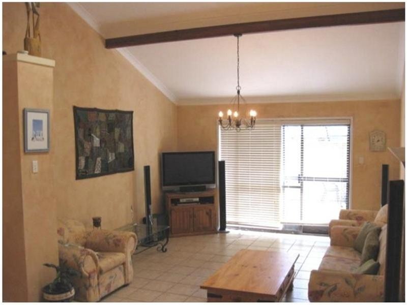 88 Dobell Street, Indooroopilly QLD 4068