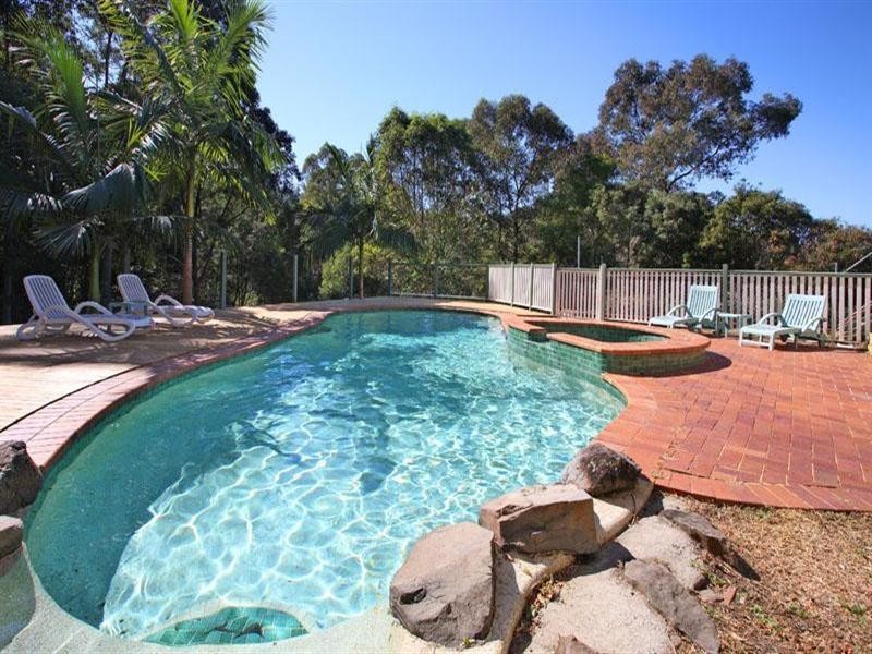 Chapel Hill QLD 4069