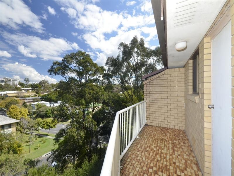 71 Oxford Terrace, Taringa QLD 4068