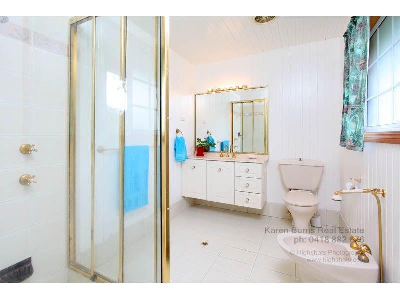 Kenmore Hills QLD 4069