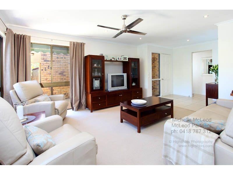 47 Tangmere Street, Chapel Hill QLD 4069