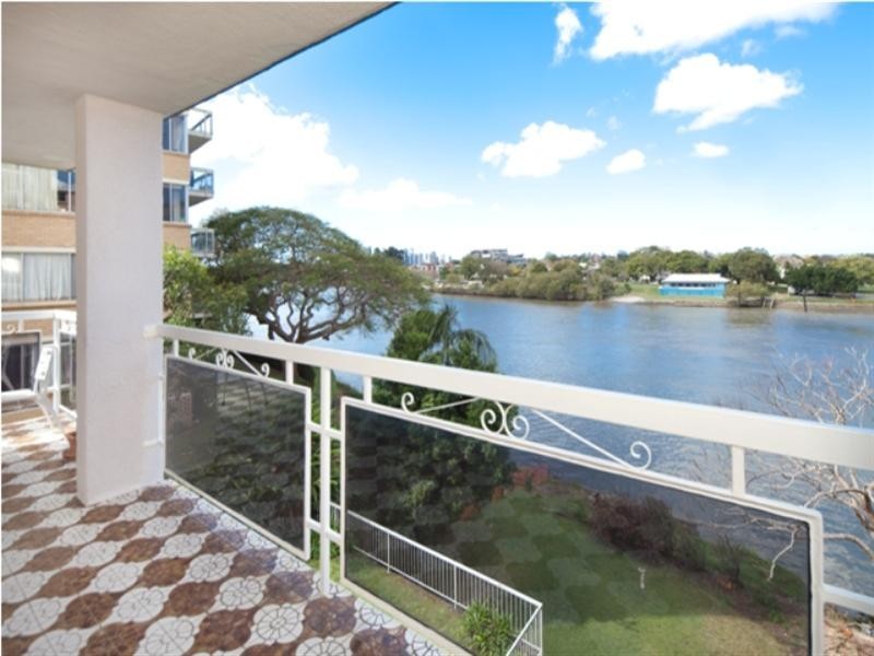 2/40 Glen Road, Toowong QLD 4066