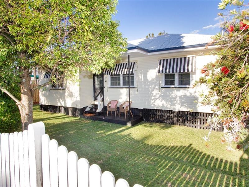 60 Hall Avenue, Corinda QLD 4075