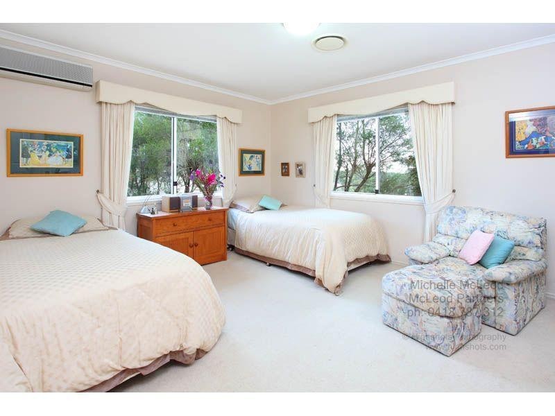 52 Mukurta Street, Chapel Hill QLD 4069