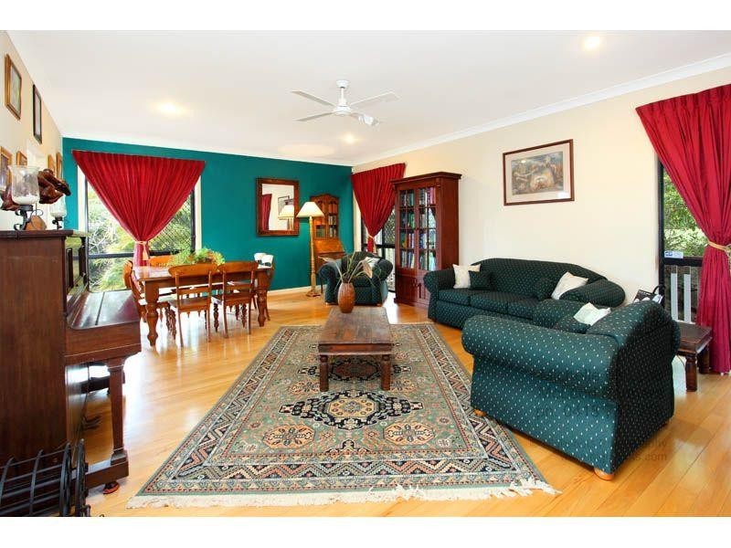 85 Pullenvale Road, Pullenvale QLD 4069