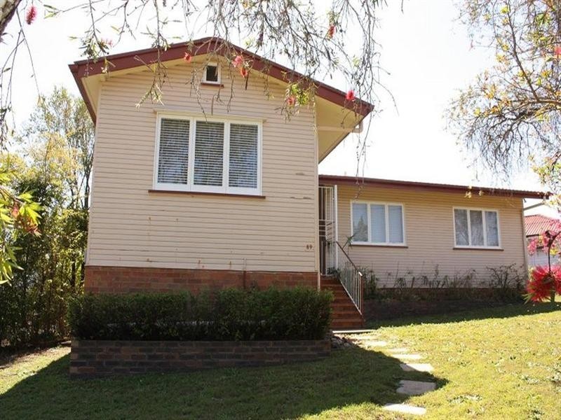 89 Jerrang Street, Indooroopilly QLD 4068