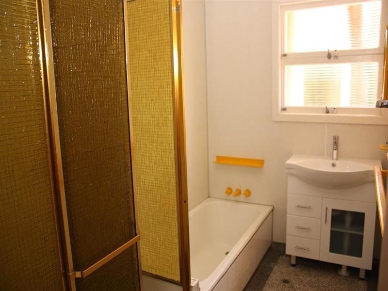 89 Jerrang Street, Indooroopilly QLD 4068