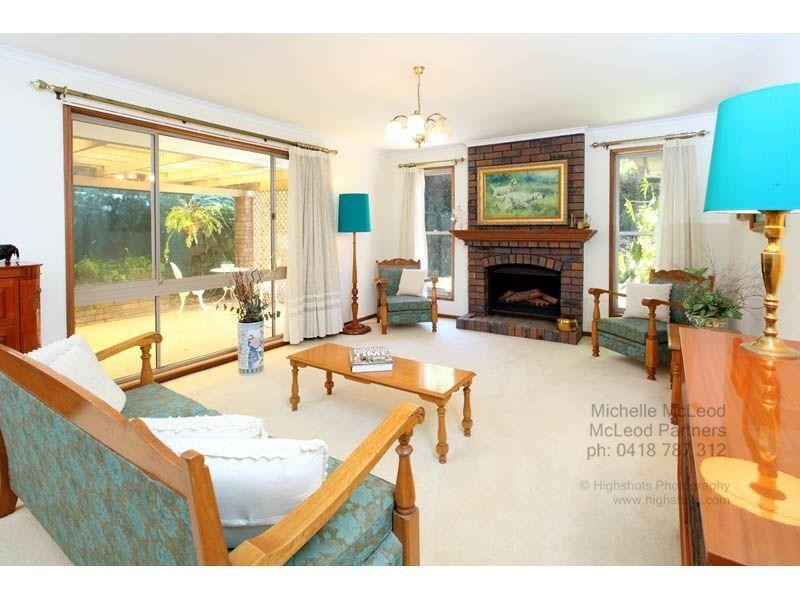 29 Nankoor Street, Chapel Hill QLD 4069