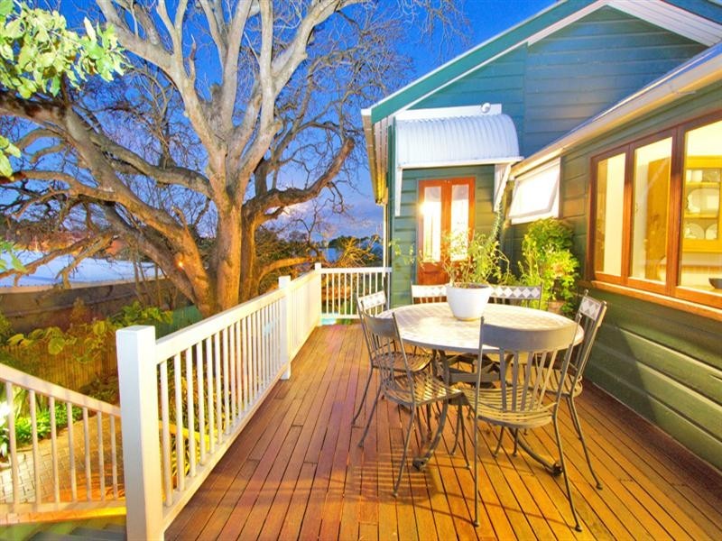 28B Norwood Street, Toowong QLD 4066