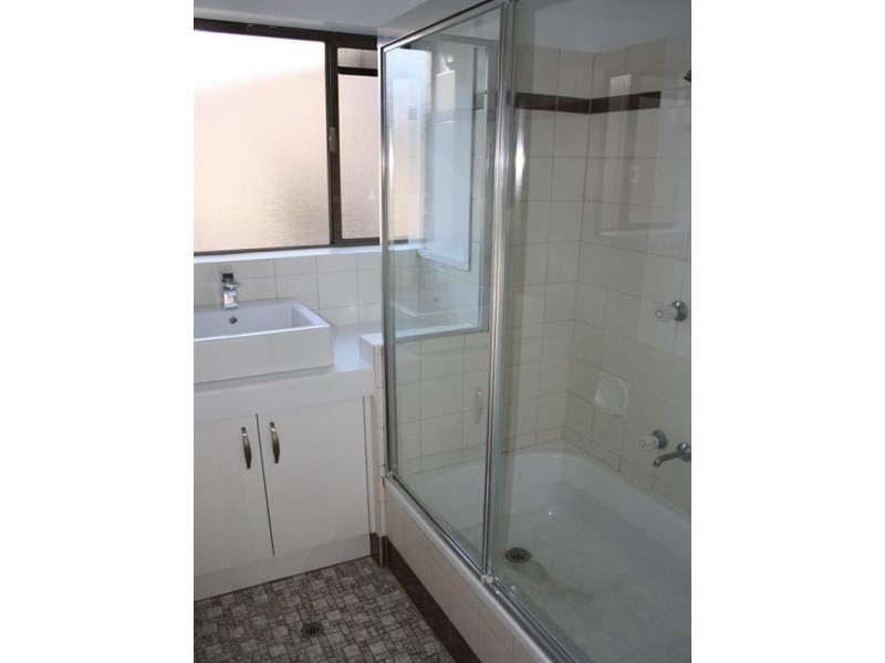 1/37 Elizabeth Street, Toowong QLD 4066