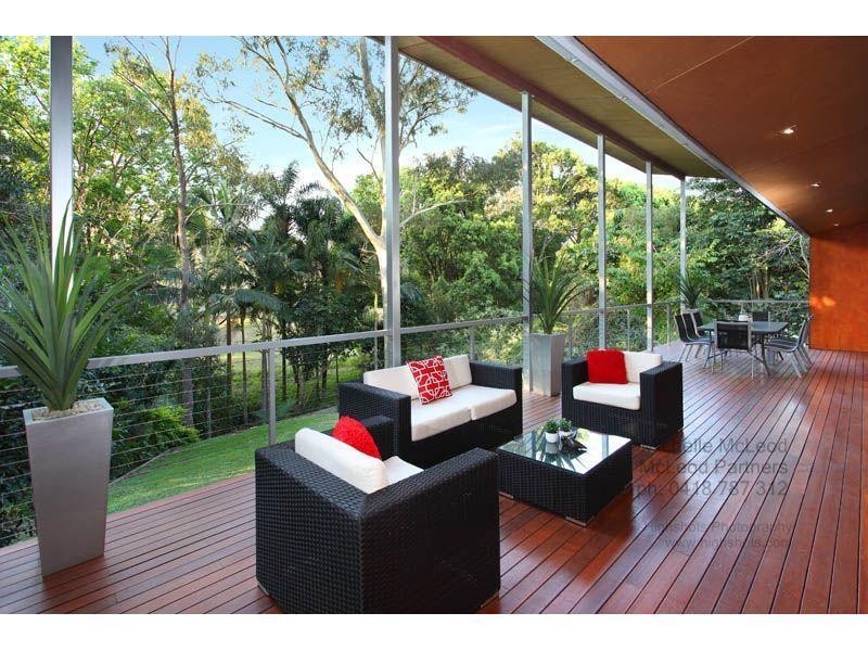 6 Karabil Street, Chapel Hill QLD 4069