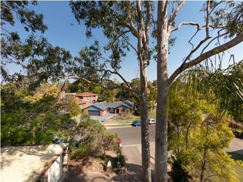63 Marmindie Street, Chapel Hill QLD 4069