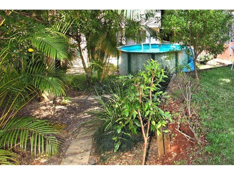 23 Noreen Street, Chapel Hill QLD 4069