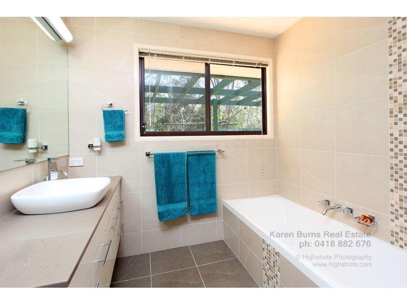 335 Pullenvale Road, Pullenvale QLD 4069