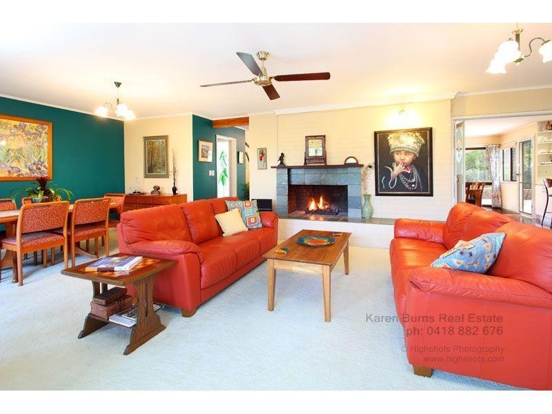 335 Pullenvale Road, Pullenvale QLD 4069