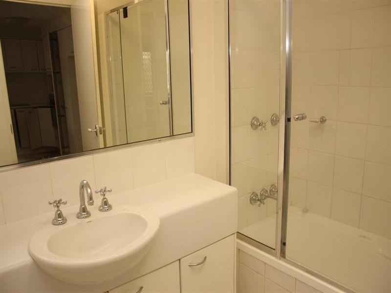 2/23 Fortitude Street, Auchenflower QLD 4066