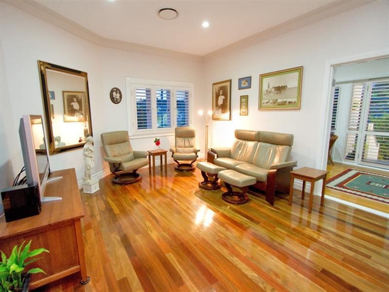 26 Park Avenue, Auchenflower QLD 4066