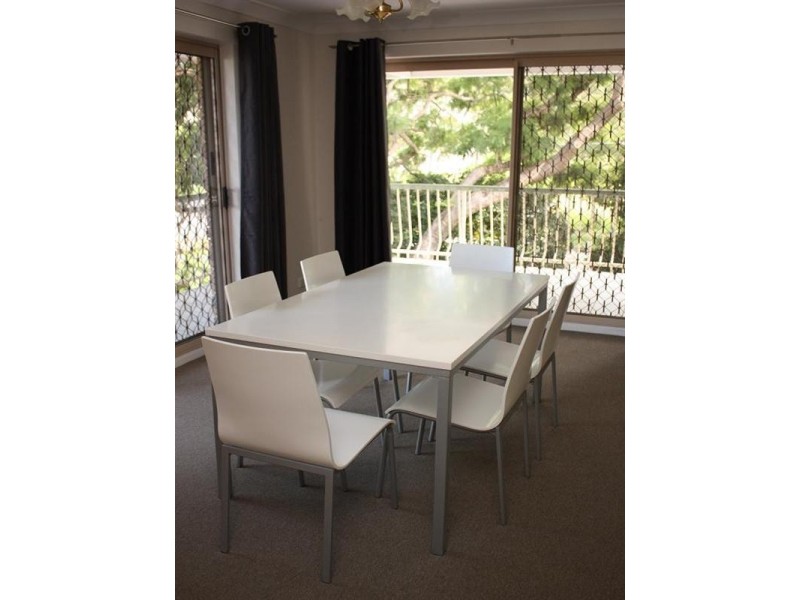 4/39 Raven Street, St Lucia QLD 4067