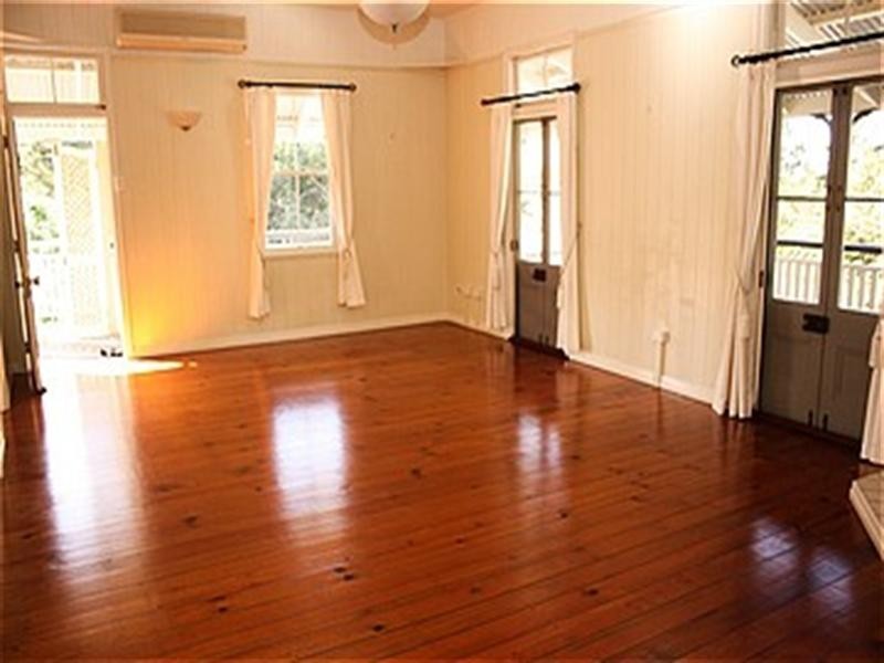 35 Cunningham Street, Taringa QLD 4068