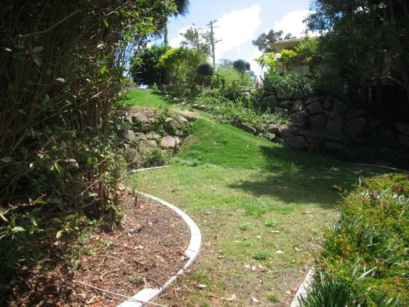 165 Chapel Hill Road, Chapel Hill QLD 4069