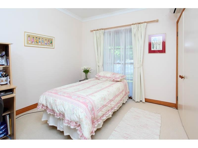 5 Vakuta Street, Fig Tree Pocket QLD 4069