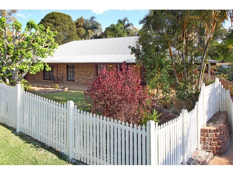 5 Vakuta Street, Fig Tree Pocket QLD 4069