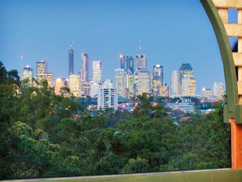 340 Swann Road, St Lucia QLD 4067