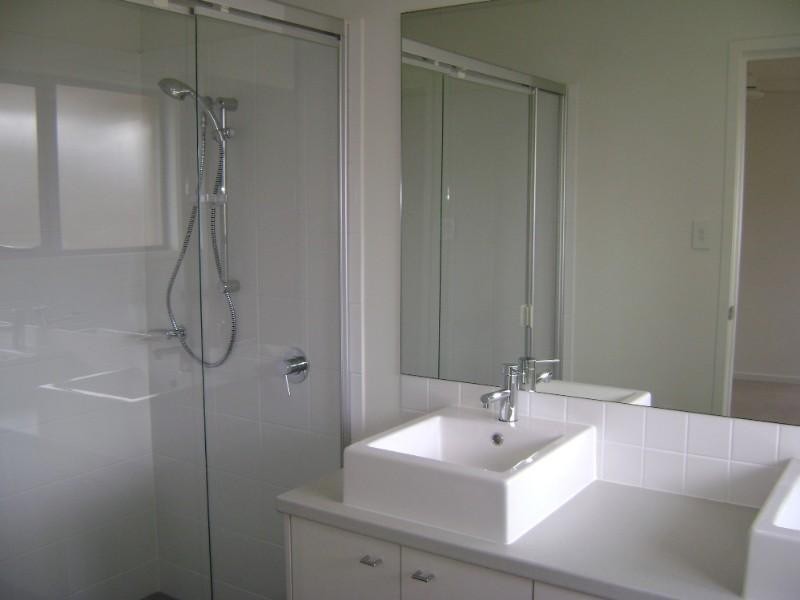 8 Silky Oak Avenue, Moggill QLD 4070