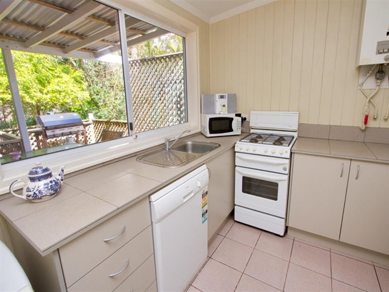 10 Ivy Street, Toowong QLD 4066