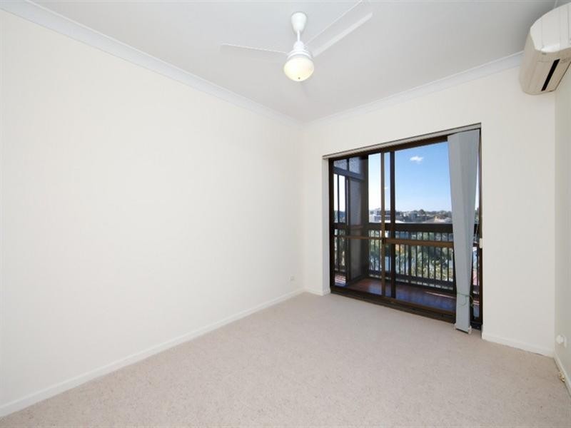 21B/32 Swann Road, Taringa QLD 4068