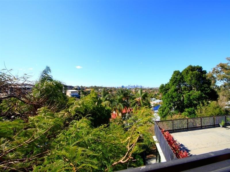 21B/32 Swann Road, Taringa QLD 4068