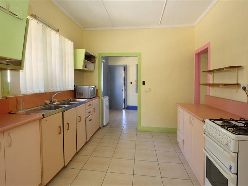 22 Largs Road, Darra QLD 4076